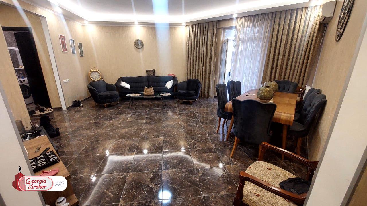 nearly repaired 5-room apartment for sale